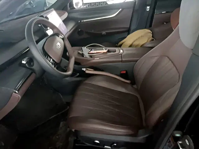 Changan Qiyuan A07 — Фото автомобиля 10