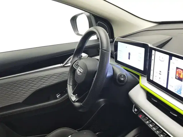 Geely Binyue — Фото автомобиля 22