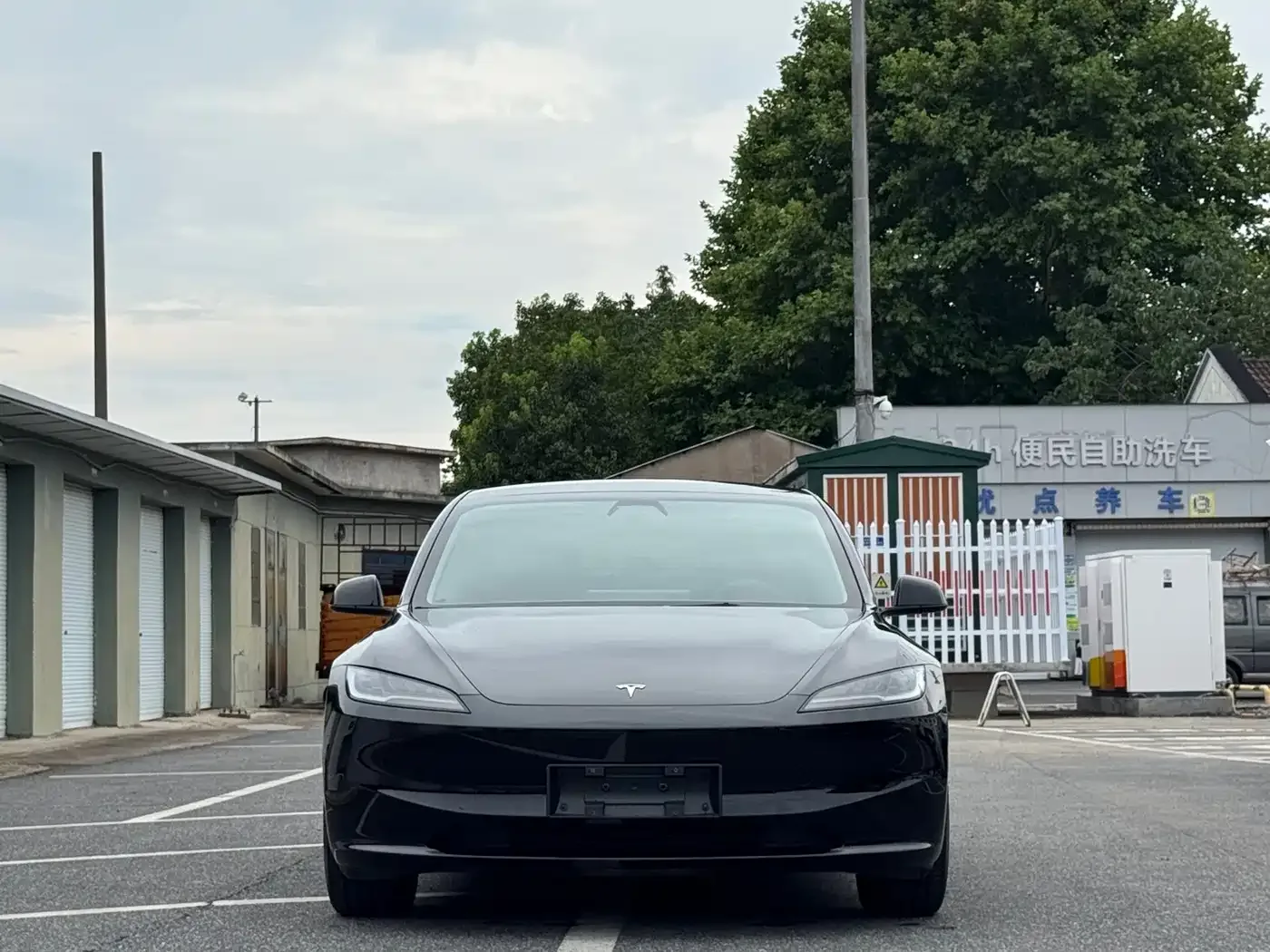 Tesla Model 3 2023 Rear-Wheel Drive — Фото автомобиля 2