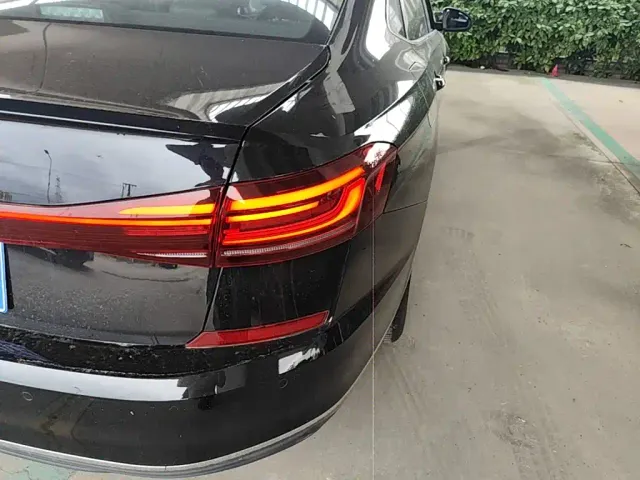 Volkswagen Passat — Фото автомобиля 7