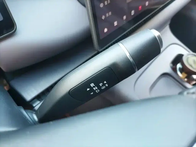 Leapmotor Leapmotor C10 2024 530 Smart Edition — Фото автомобиля 13