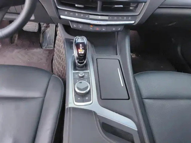 Cadillac CT5 — Фото автомобиля 16