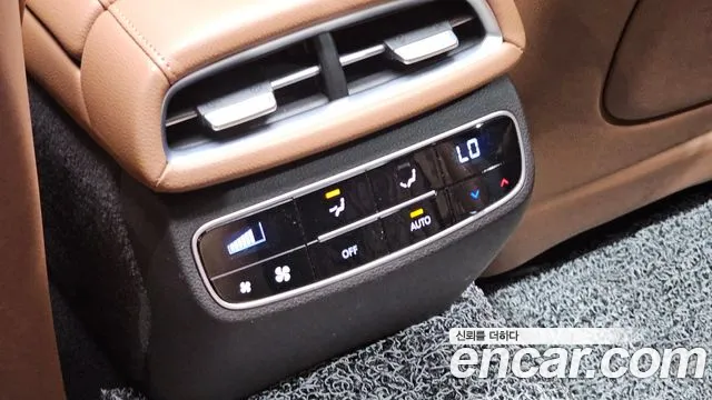 Genesis G80 Бензин 2.5 турбо AWD — Фото автомобиля 29