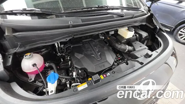 Hyundai Staria — Фото автомобиля 9
