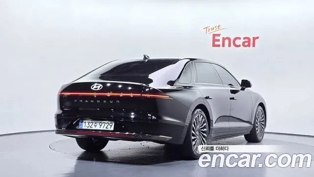 Hyundai Grandeur GN7 — Фото автомобиля 2