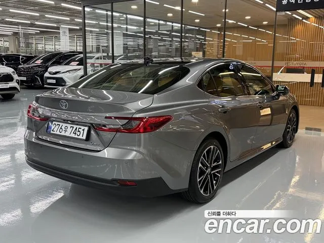 Toyota Camry XV80 — Фото автомобиля 2