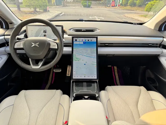 Xpeng P5 — Фото автомобиля 14