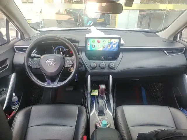 Toyota Corolla Cross — Фото автомобиля 9