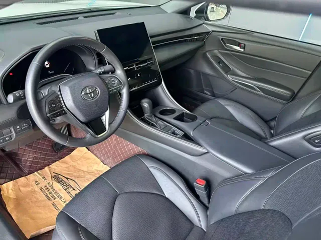 Toyota Avalon — Фото автомобиля 11