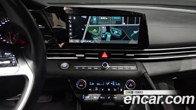 Hyundai AVANTE Avante (CN7) — Фото автомобиля 14