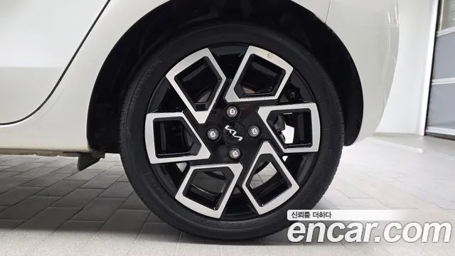 Kia RAY Новый Kia Ray Prestige — Фото автомобиля 21