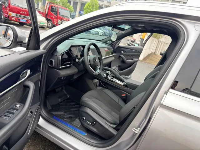 Geely Xingyue L — Фото автомобиля 8