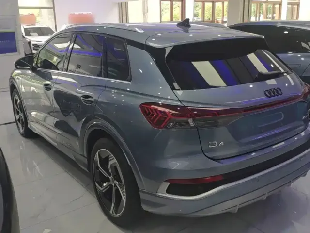 Audi Audi Q4 e-tron 2024 40 e-tron Creation Edition — Фото автомобиля 4