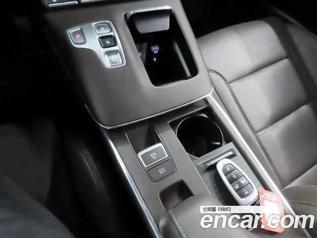 Hyundai Grandeur New — Фото автомобиля 9