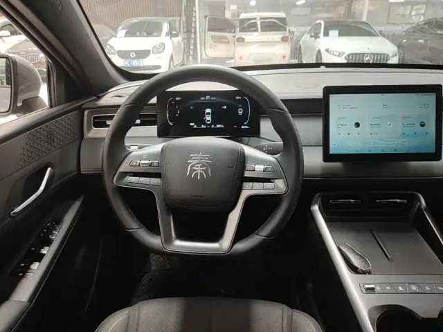 BYD Qin PLUS — Фото автомобиля 10