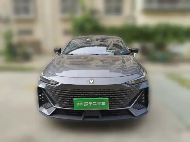 Changan UNI-V — Фото автомобиля 22