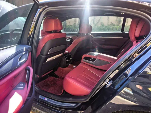 BMW 5 Series — Фото автомобиля 8
