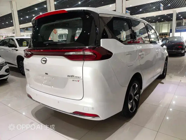 GAC Trumpchi M6 — Фото автомобиля 4