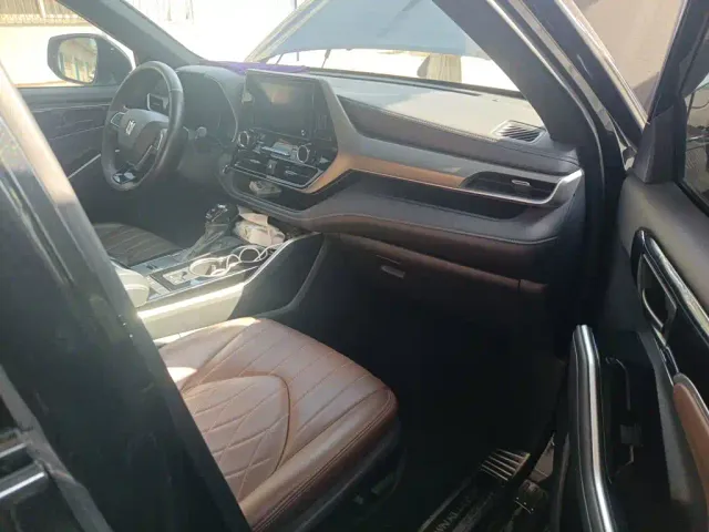 Toyota Crown Kluger — Фото автомобиля 19