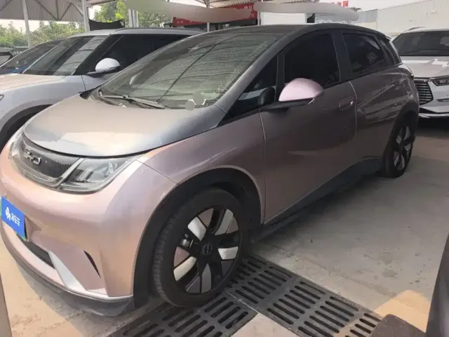 Фотография автомобиля — BYD Dolphin