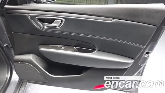 Renault Korea SM6 — Фото автомобиля 13