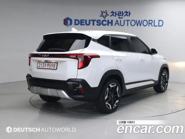 Kia Seltos Новый Seltos Бензин 2.0 2WD — Фото автомобиля 2