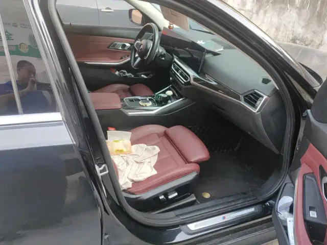 BMW 3 Series — Фото автомобиля 8