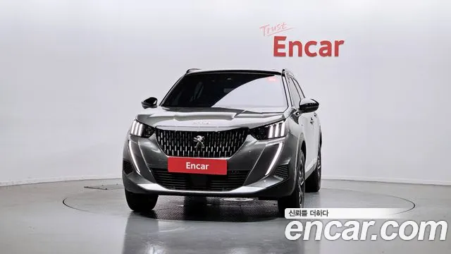 Peugeot 2008 — Фото автомобиля 3