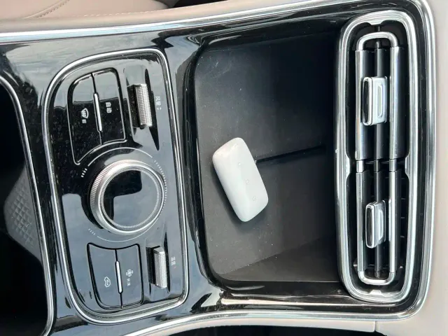 Geely Galaxy Stellar 6 — Фото автомобиля 14