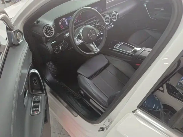 Mercedes-Benz A-Class — Фото автомобиля 15