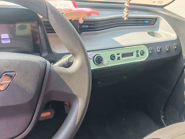 Wuling Hongguang Mini EV — Фото автомобиля 5