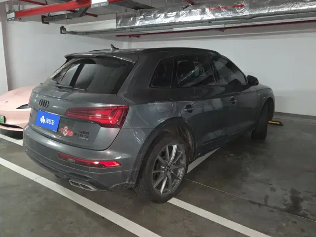 Audi Q5L — Фото автомобиля 3