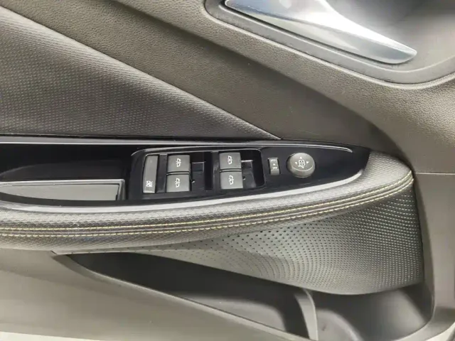 Buick Verano — Фото автомобиля 9