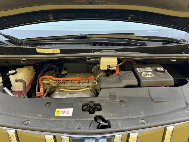 Toyota Alphard — Фото автомобиля 6