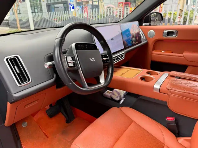 Li Auto L7 — Фото автомобиля 7