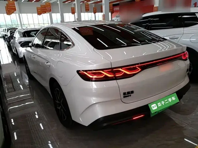 BYD Qin L — Фото автомобиля 4