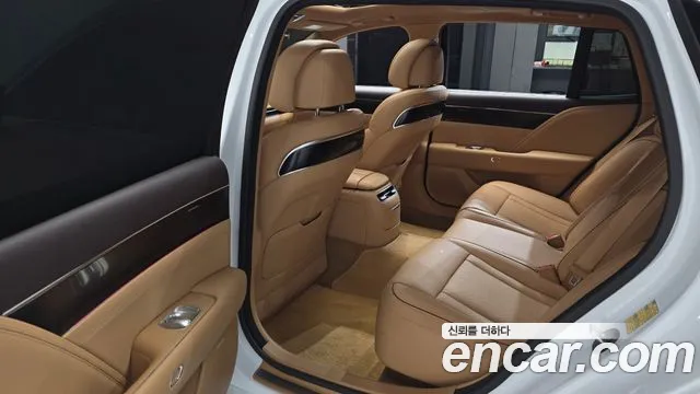 Genesis G90 RS4 — Фото автомобиля 16