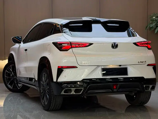 Changan UNI-T — Фото автомобиля 19