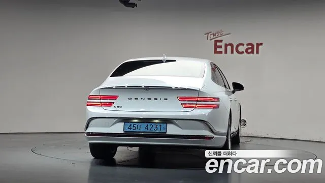 Genesis G80 RG3 — Фото автомобиля 4