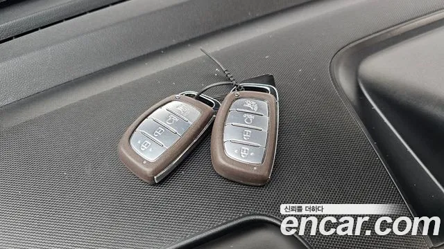 Hyundai Casper Casper Essential — Фото автомобиля 16