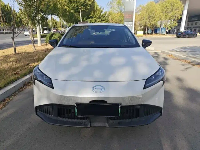 GAC Aion S Plus — Фото автомобиля 2