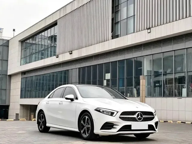 Mercedes-Benz A-Class — Фото автомобиля 2