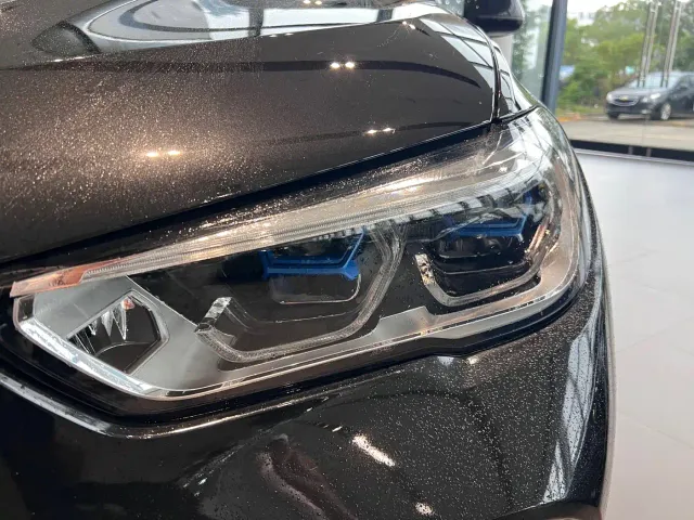 BMW X5 — Фото автомобиля 3