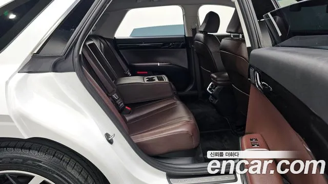 Hyundai Grandeur GN7 — Фото автомобиля 17