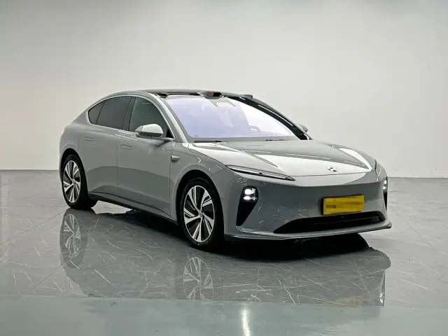 Nio ET5 — Фото автомобиля 8