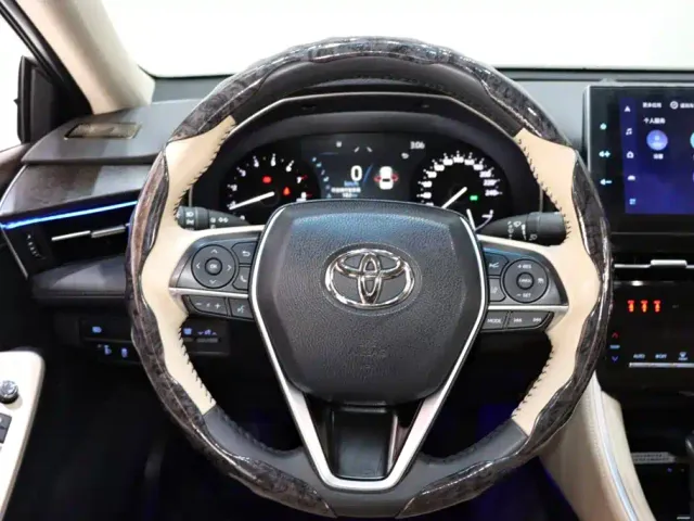 Toyota Avalon — Фото автомобиля 13