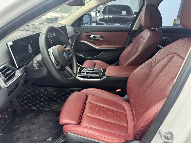 BMW i3 — Фото автомобиля 4
