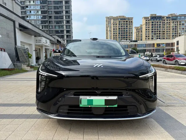 IM Motors LS6 — Фото автомобиля 2
