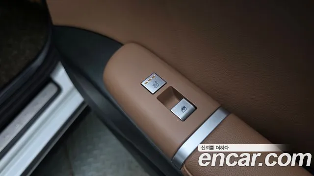 Hyundai Grandeur GN7 — Фото автомобиля 25