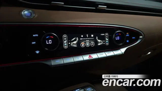 Genesis GV70 — Фото автомобиля 27
